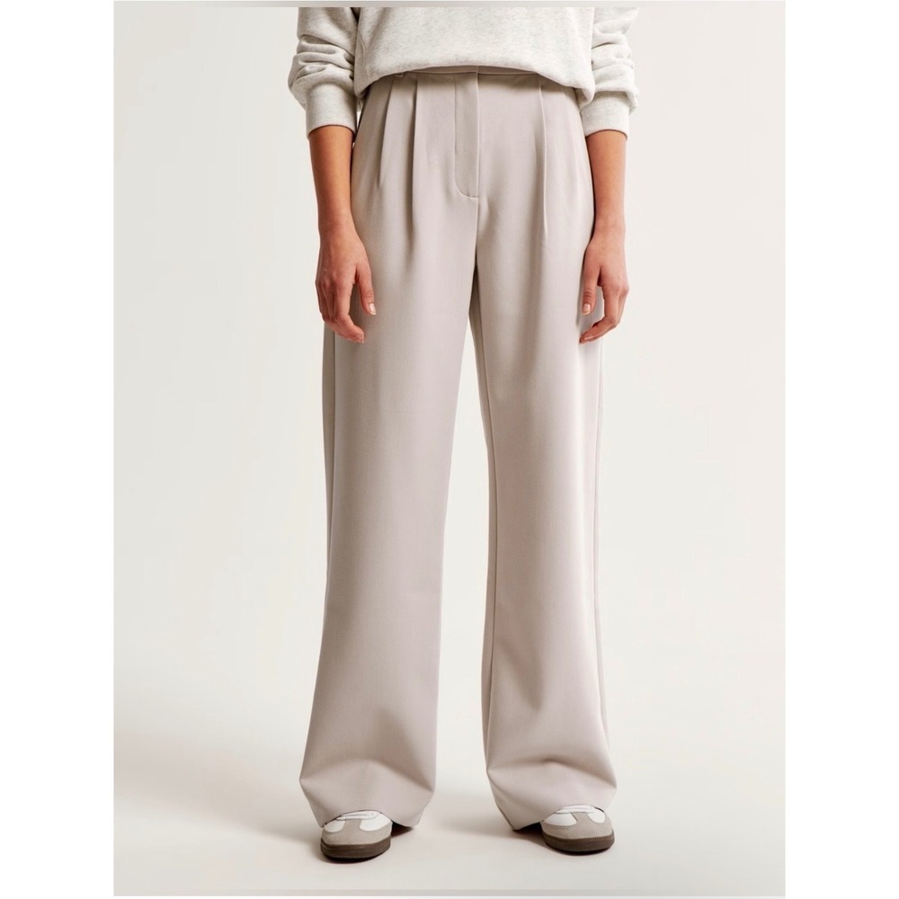 Abercrombie & Fitch Ultra High Wide Leg Pleated Trouser Tan Women's 33/16L NEW